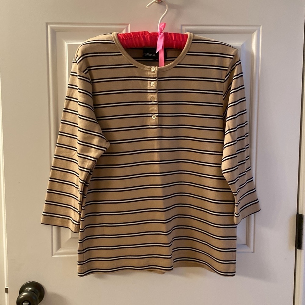 Erika pull over shirt